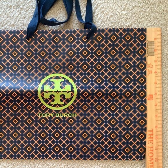 TORY BURCH SET OF 5 different LARGE  Medium SIZE NEW SHOPPING BAGS - Picture 3 of 7